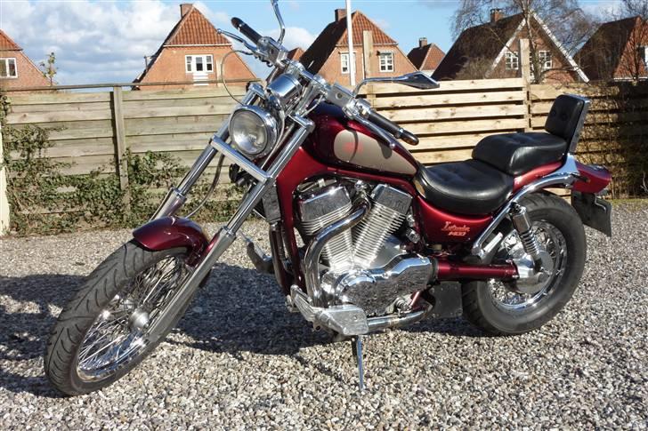 Suzuki intruder vs 1400 billede 2