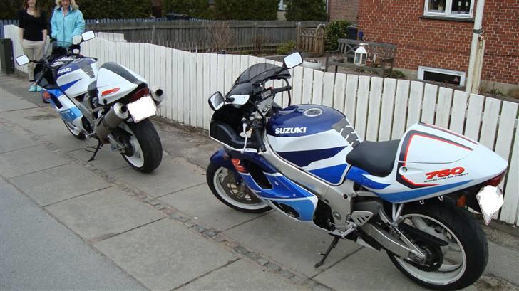 Suzuki GSXR 750 SRAD Solgt! billede 3