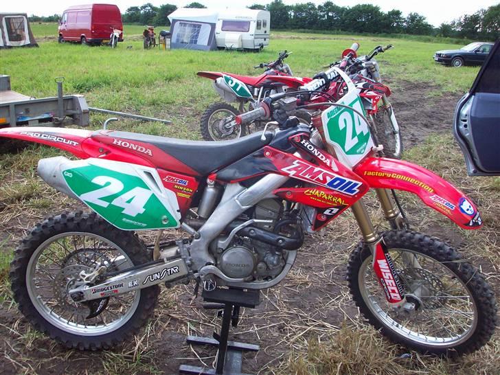 Honda CRF250R billede 1