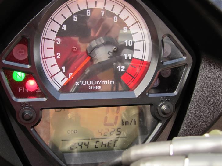 Suzuki SV1000S (SOLGT) billede 6