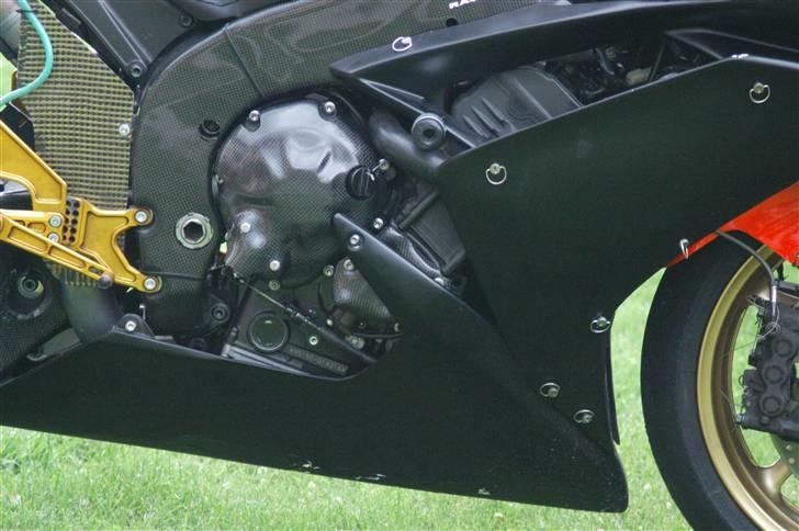 Yamaha yzf r1- Bane # DØD# billede 3