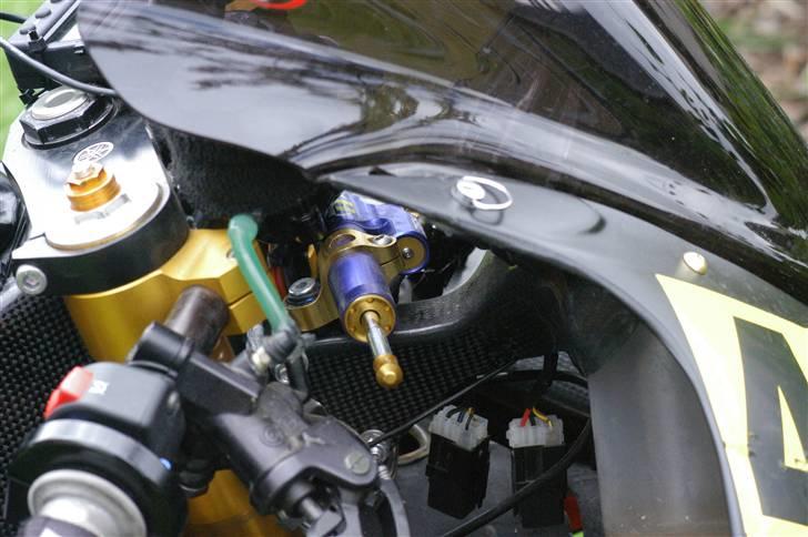 Yamaha yzf r1- Bane # DØD# billede 7