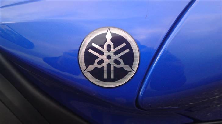 Yamaha YZF R1 billede 2