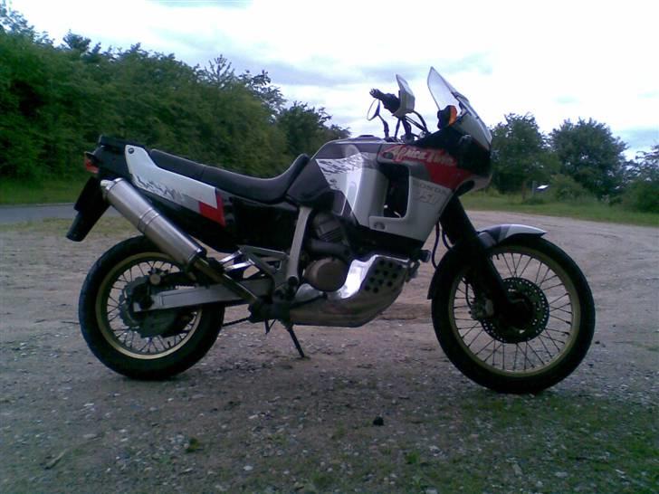 Honda xrv 750 africa twin RD04 billede 1