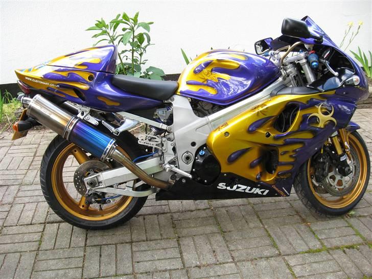 Suzuki TL1000R (SOLGT) billede 1