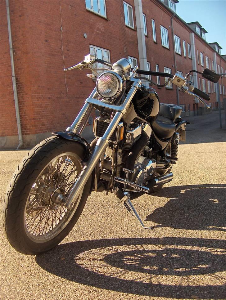 Suzuki (solgt) vs 1400 intruder billede 3