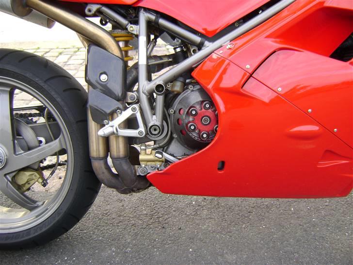 Ducati 996 TOTALSKADET billede 2