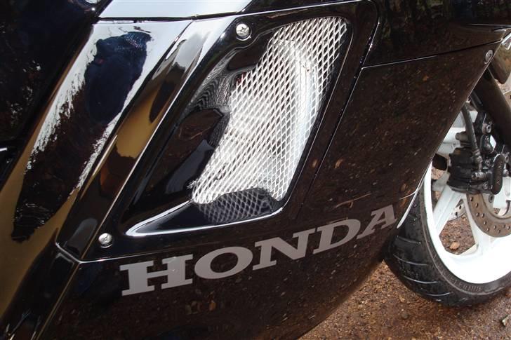 Honda 600 cbr  - Lige et lille Honda mærke i sølv. billede 5
