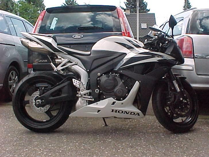 Honda CBR 600 RR - Uden afgift. Solgt! billede 6