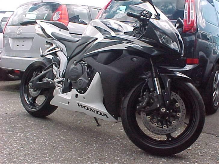 Honda CBR 600 RR - Uden afgift. Solgt! billede 10