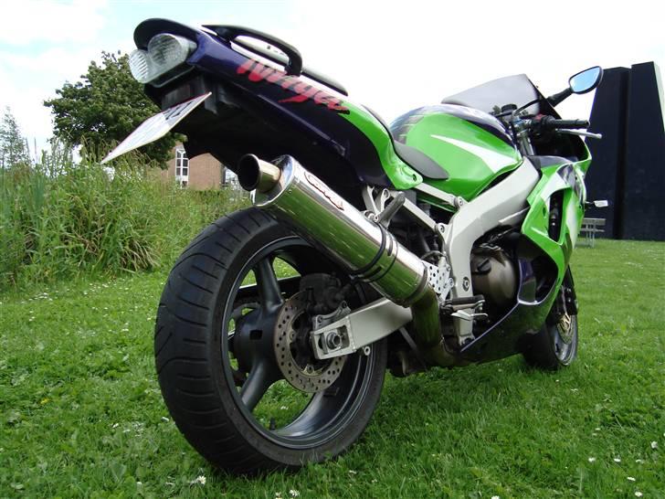 Kawasaki ZX6R *SOLGT* billede 5