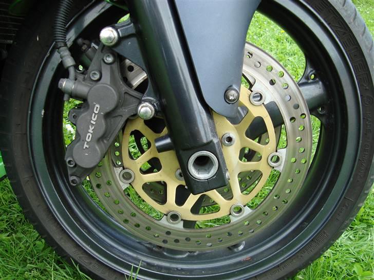 Kawasaki ZX6R *SOLGT* billede 10