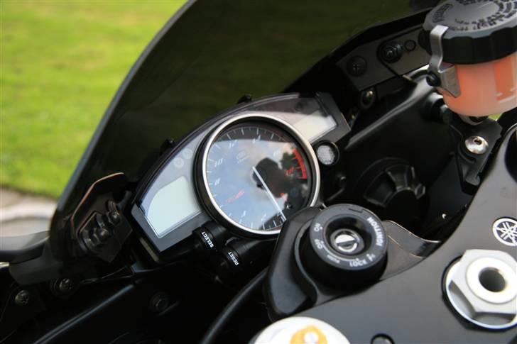 Yamaha YZF-R6 - SOLGT billede 4