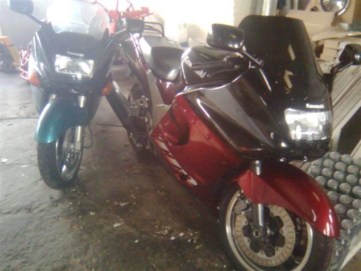 Kawasaki ZZR 1100 billede 3