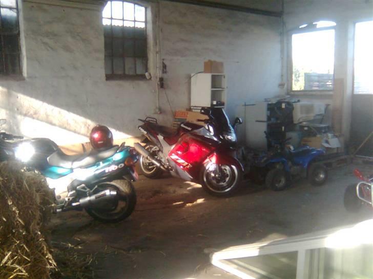 Kawasaki ZZR 1100 billede 5