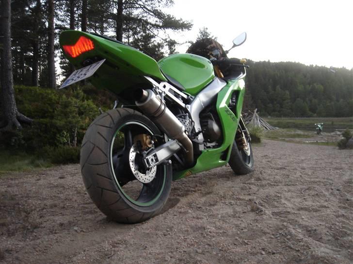 Kawasaki Zx6r 636 billede 6