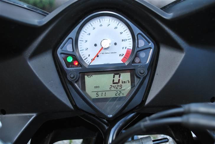 Suzuki Sv1000S Solgt 2014 billede 1