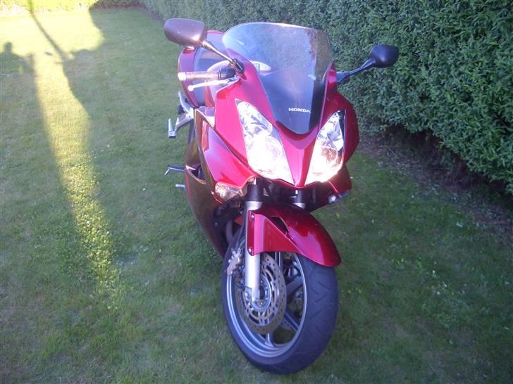 Honda VFR 800A VTEC - SOLGT billede 4