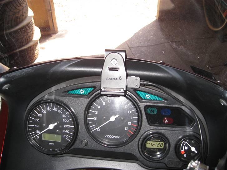 Suzuki gsx750f - Holder til Garmin 760  billede 9