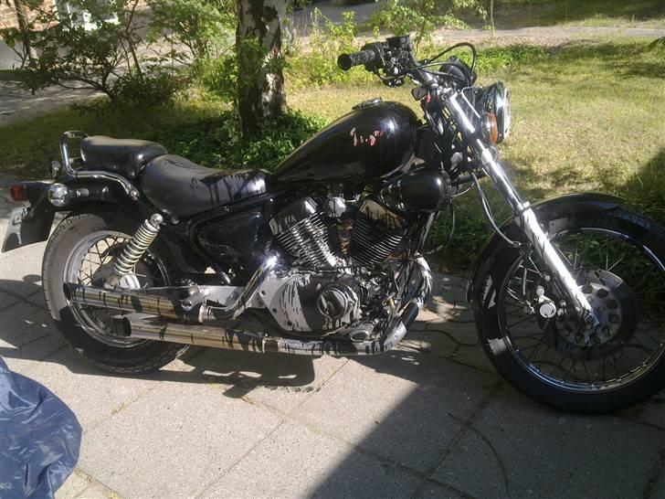 Yamaha xv - næboen hælte lige en spand tjære hen over den,  billede 4