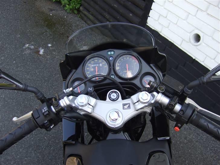 Honda CBR 125 R billede 5