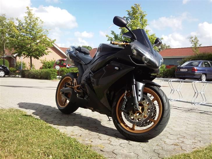 Yamaha Yzf R1 2008 billede 1