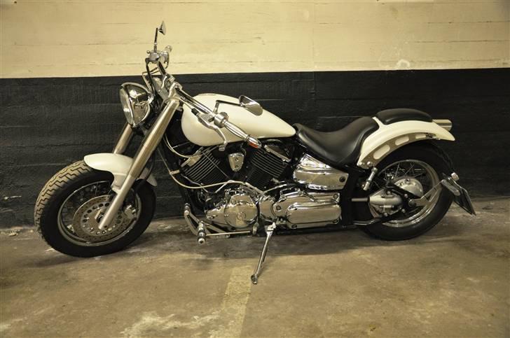 Yamaha xvs 1100 Dragstar classic - Fandt en cool kælder til at skyde lidt billeder billede 2