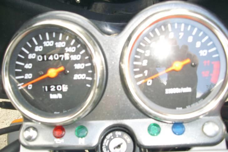 Suzuki *SOLGT* GS 500 F billede 5