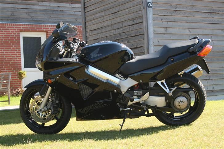 Honda VFR800 billede 3