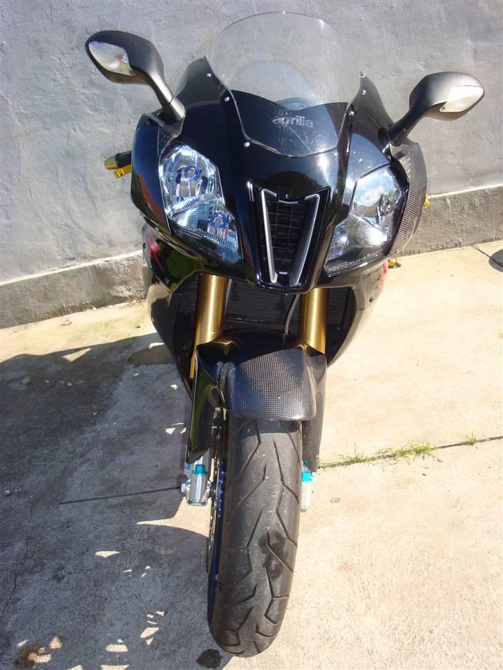 Aprilia RSV Mille Factory R billede 4