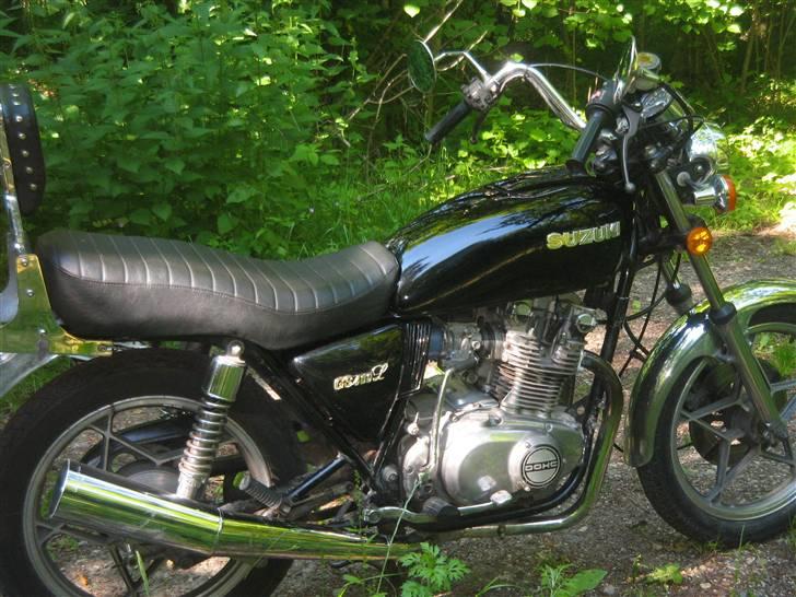 Suzuki gs 400l billede 4
