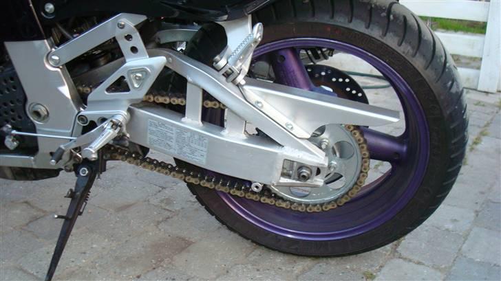 Suzuki gsxr 750 w(solgt) billede 16