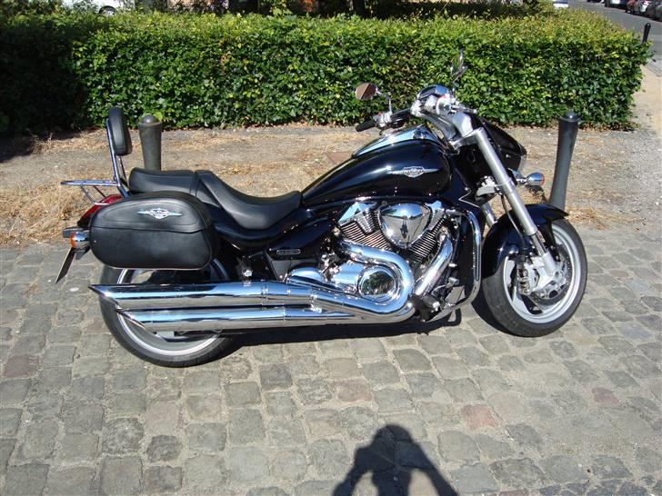 Suzuki Intruder M1800R - Morfar tasker og ryglæn.....Det er sku snart en Goldwing billede 3