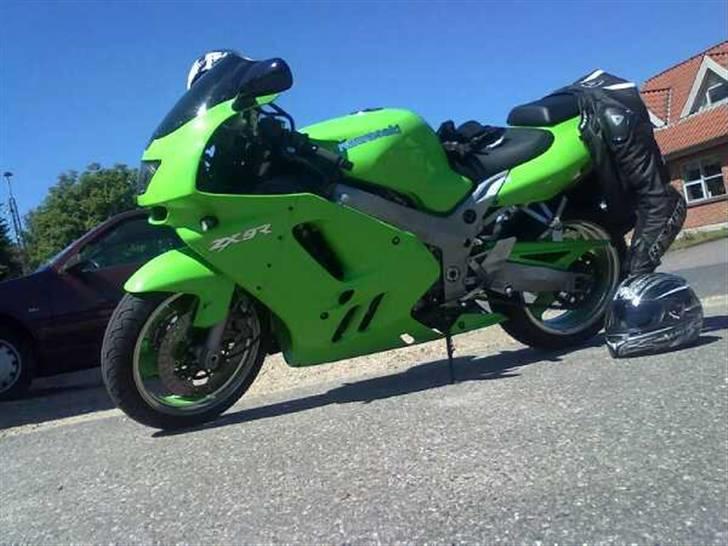 Kawasaki ZX9R Ninja billede 7