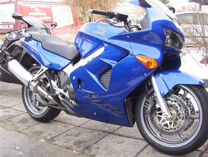 Honda VFR 800 RC46/1 billede 1