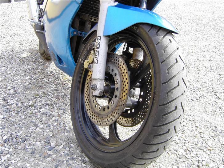 Suzuki GSX-R250 billede 3
