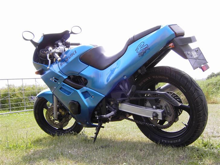 Suzuki GSX-R250 billede 12
