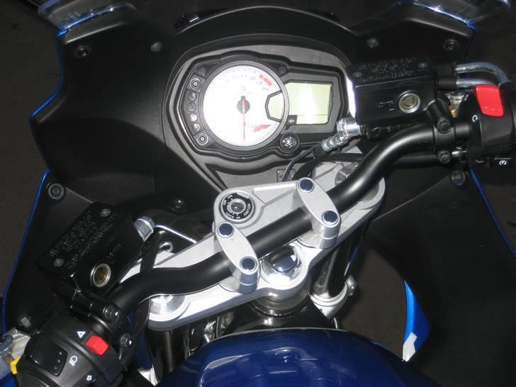 Suzuki GSX 650-FA - havde ikke lige fået tænding på :-( billede 4