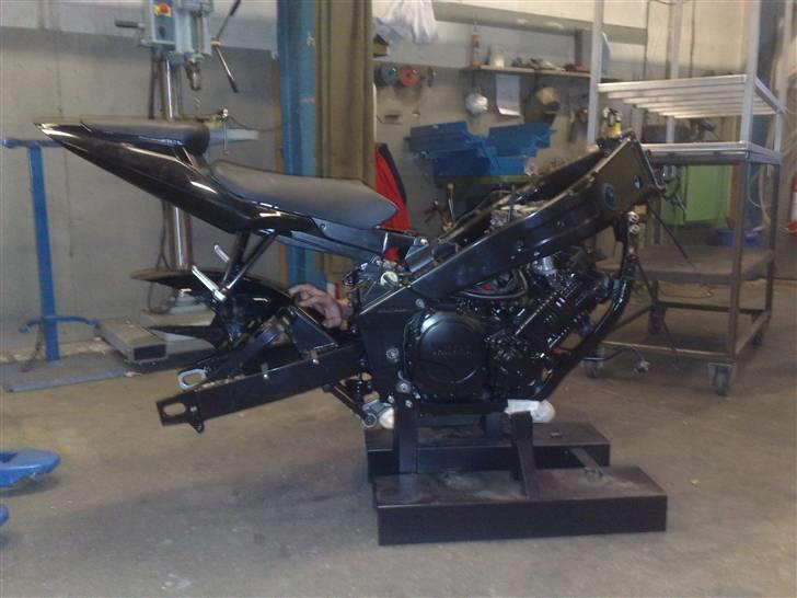 Yamaha Fzr 1000 streetfighter billede 4