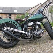 Harley Davidson WLC - Traditionel Bobber