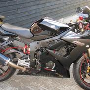 Yamaha yzf r6