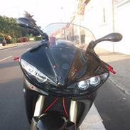 Yamaha yzf r6