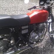 Honda CB 400F (før)