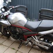 Suzuki GSF650/S