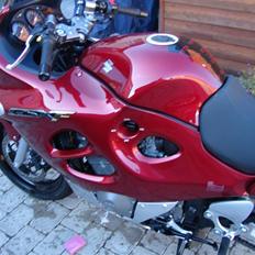 Suzuki Gsx750f solgt