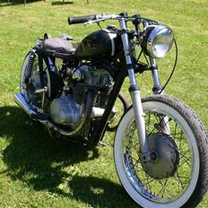 Honda CB 350 Bobber stil