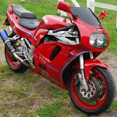 Suzuki GSXR 750 W (Til salg)