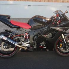 Yamaha yzf r6