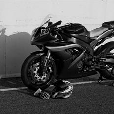 Yamaha YZF R1 Baneged