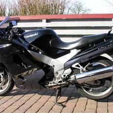 Kawasaki zzr 1100